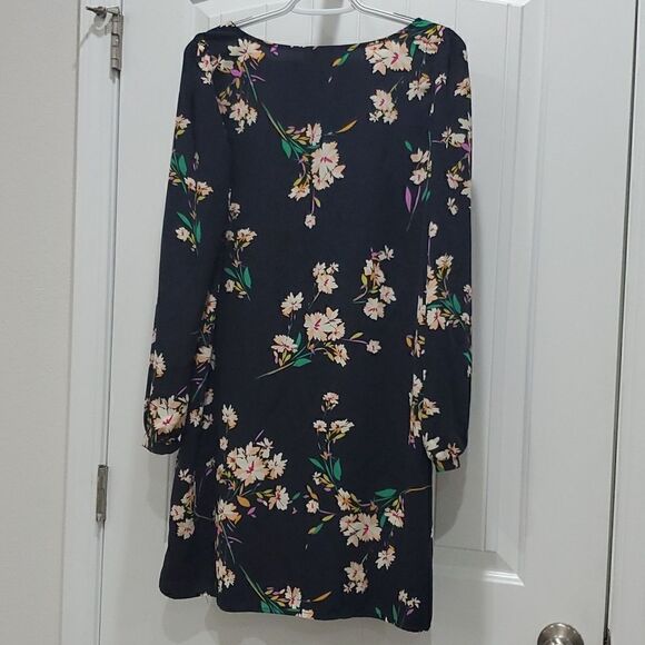 Lulus  Womans Floral/Navy Blue shift dress, Size Large - Picture 7 of 7